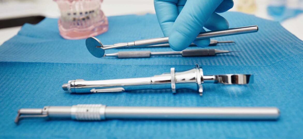 set-metal-medical-equipment-tools-dental-care